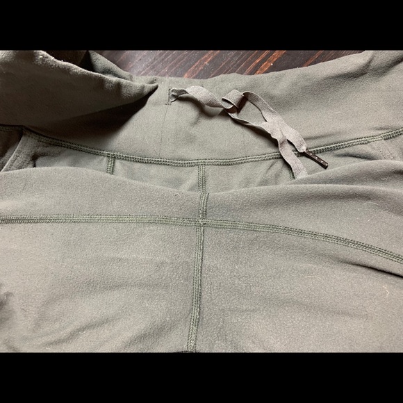 Lululemon Be Still Pants, Size 8 - Picture 3 of 4